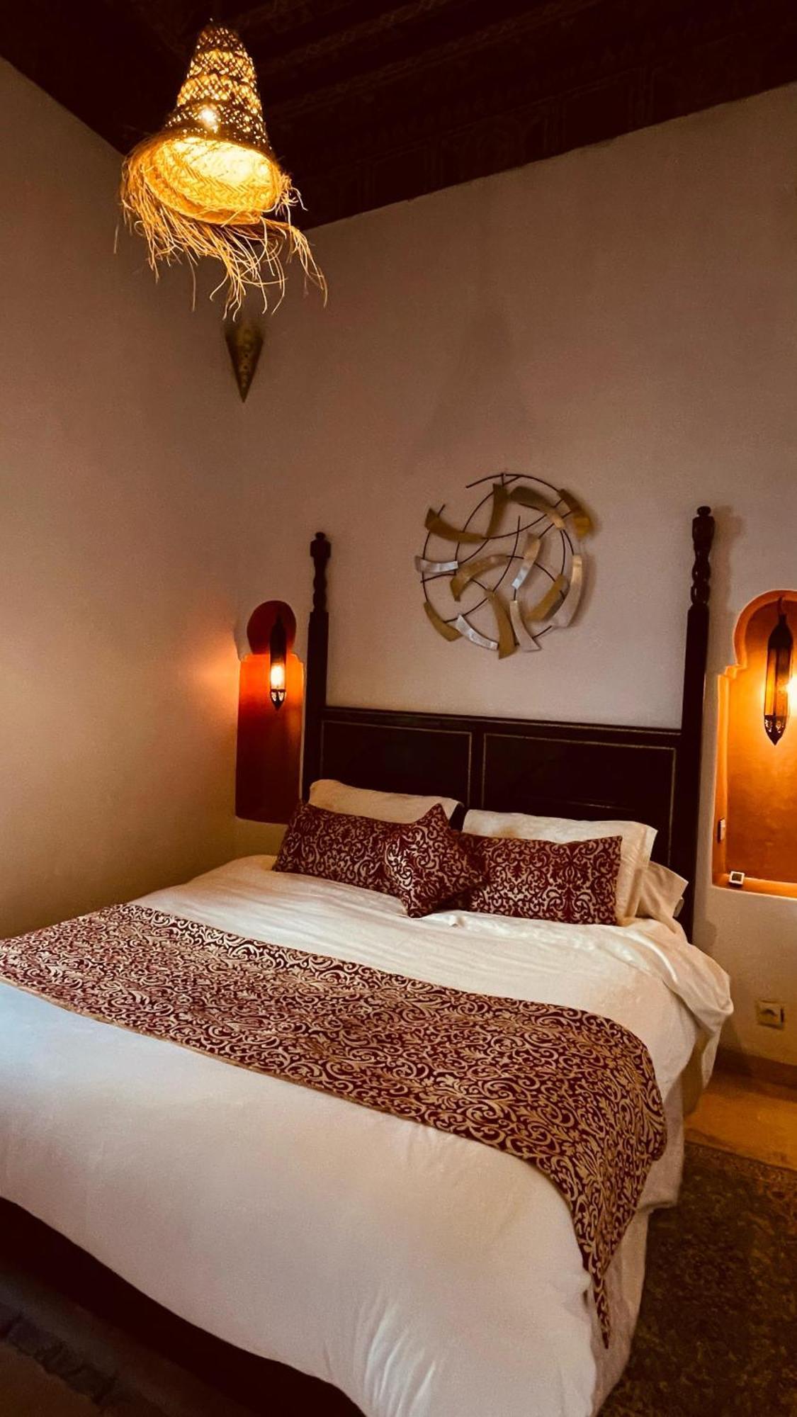 Riad Le Dromadaire Bleu By Weekome Marrakesh Luaran gambar