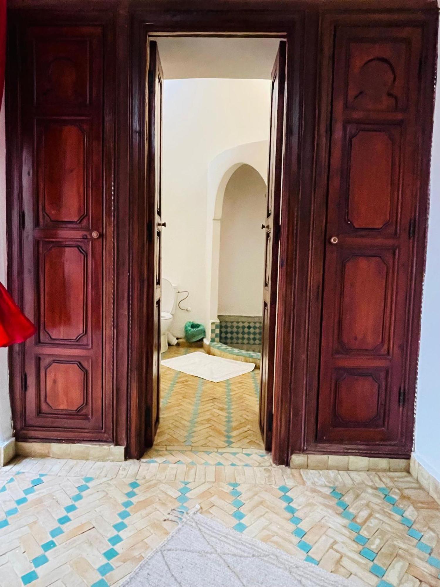 Riad Le Dromadaire Bleu By Weekome Marrakesh Luaran gambar